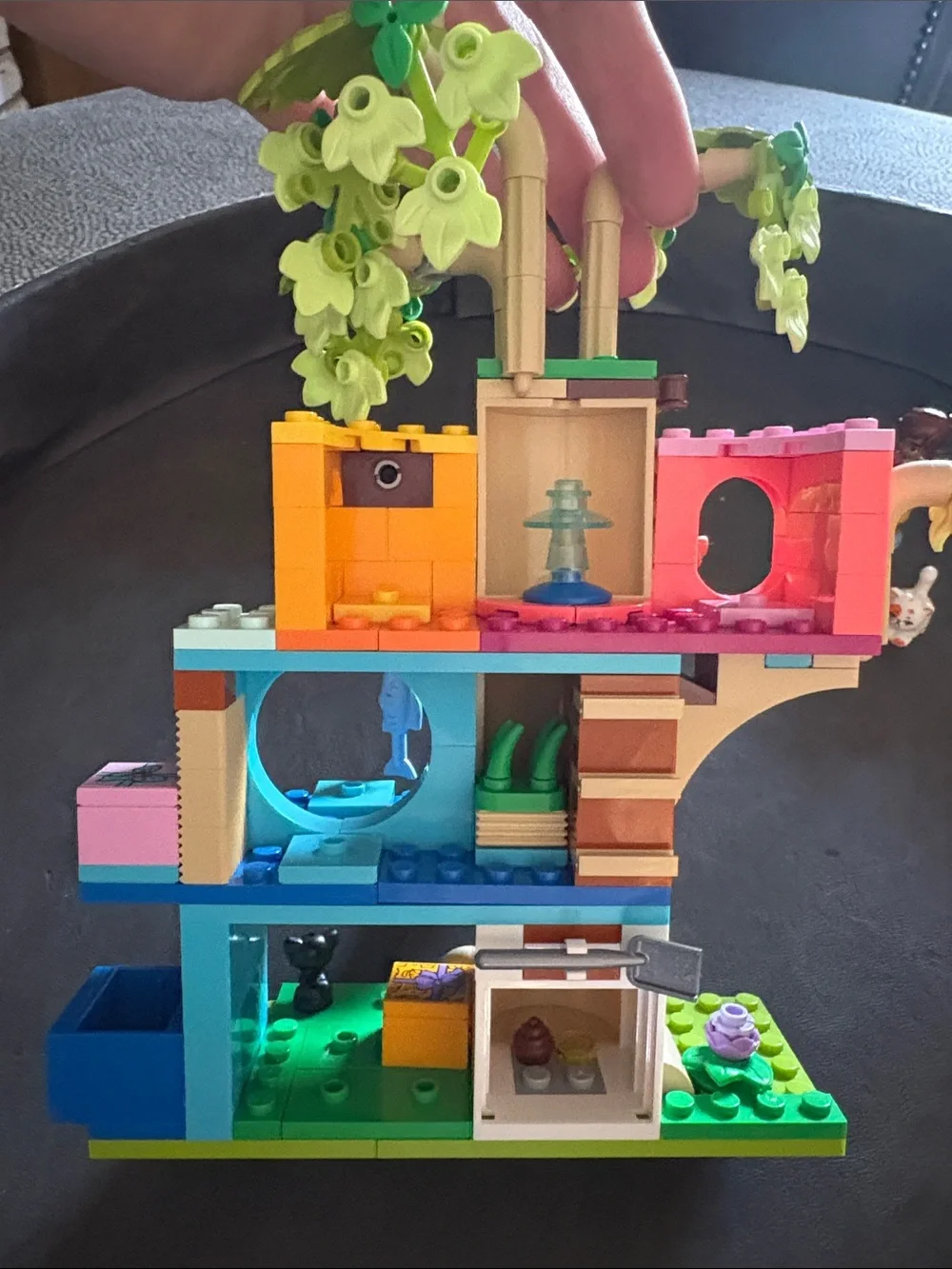 Lego Friends Cat Birthday Party & Treehouse Building